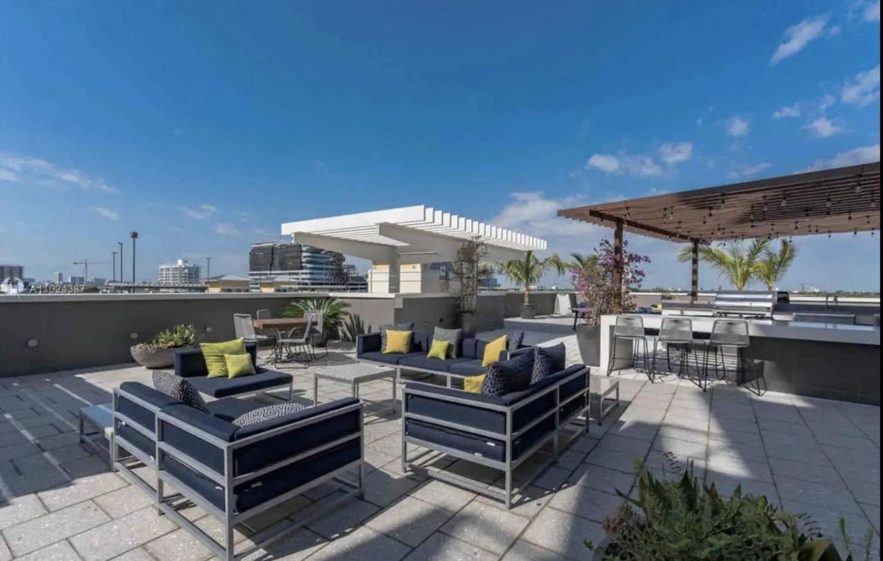 Spacious 2Bd 2Bth At Midblock Miami Zewnętrze zdjęcie